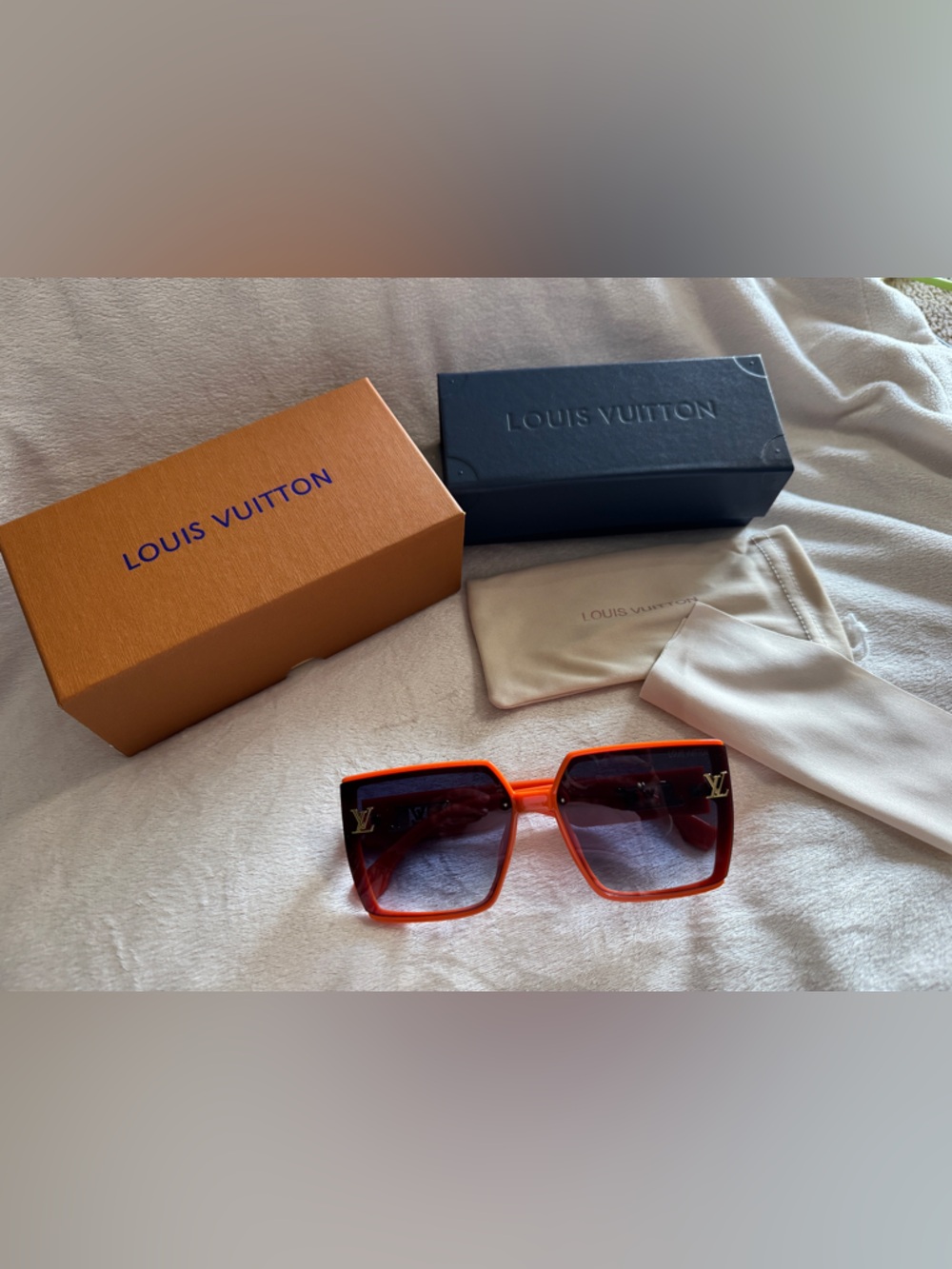 Louis Vuitton Orange Square Gradient Sunglasses with LV Temples